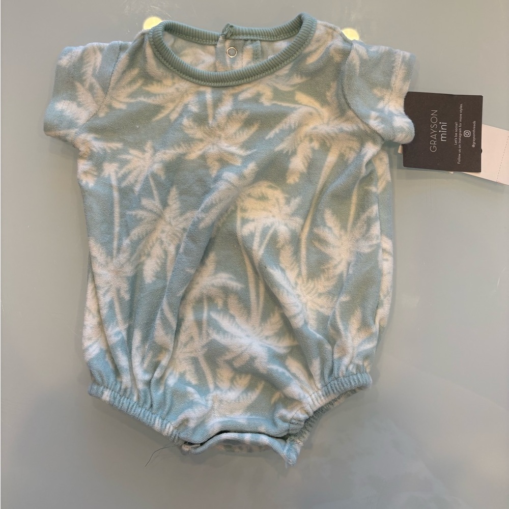 Grayson mini romper. Size newborn.